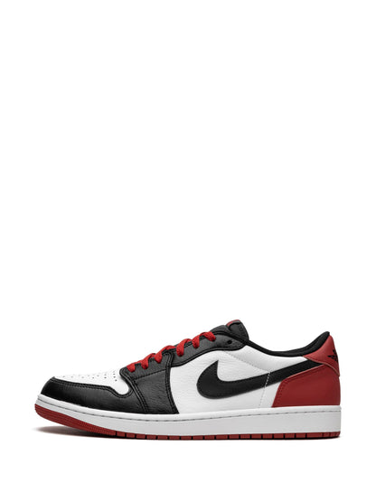 AIR JORDAN 1 LOW OG "Black Toe 2023"